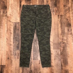 Old Navy Rockstar Skinny camo jeans